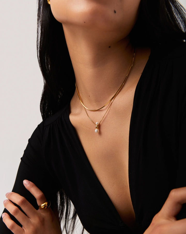 Pearl Ridge Pendant Chain Necklace